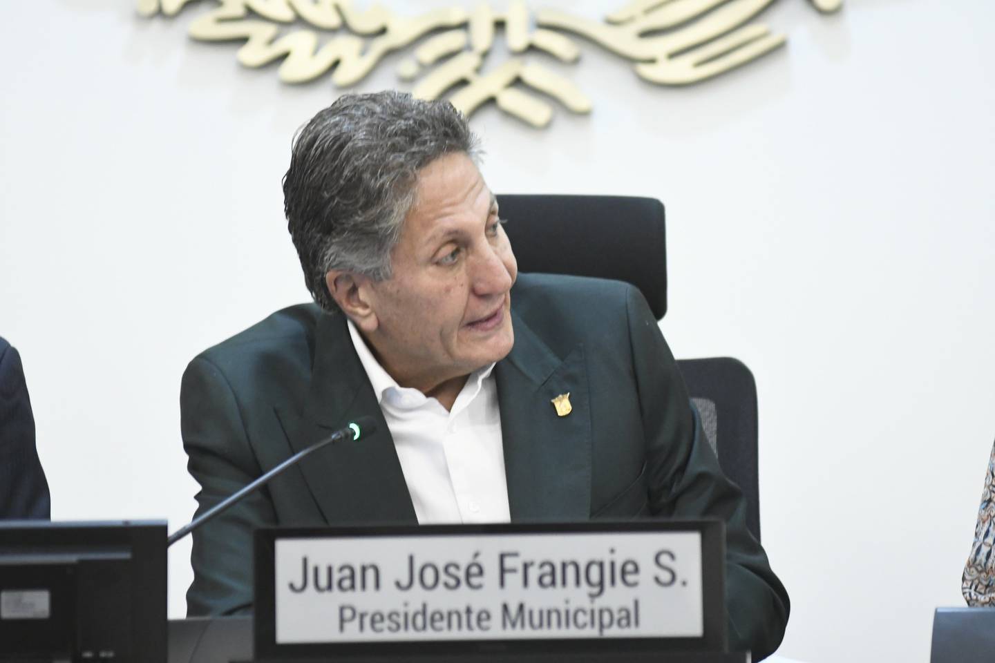 El alcalde de Zapopan, Juan José Frangie, señaló que sí hay focos rojos en el municipio, pero no obliga al uso de los inmovilizadores.