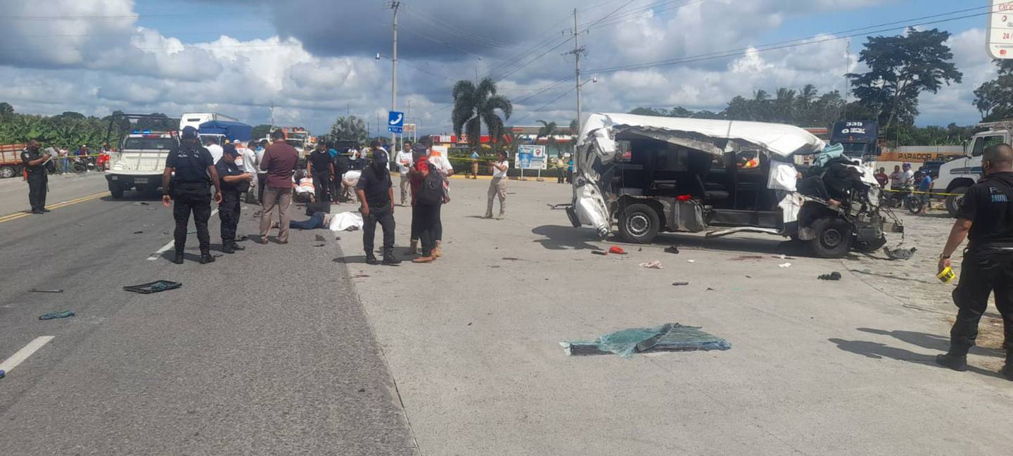 Accidente en Chiapas deja tres migrantes muertos y cinco heridos