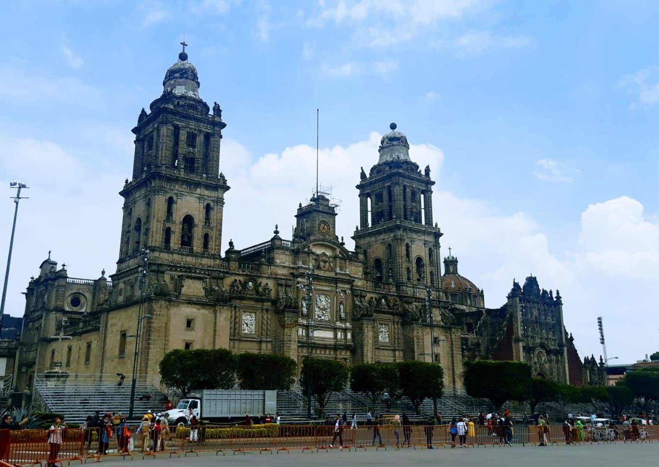 CDMX: Inician trabajos de restauración de la Catedral, con 54 mdp CDMX: Inician trabajos de restauración de la Catedral, con 54 mdp