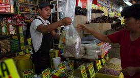 Tramitología ahoga a emprendedores: 17 mil pesos cuesta abrir tu negocio