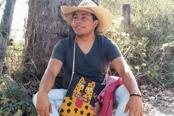 Policía que mató al normalista Yanqui Kothan Gómez se fugó después de pedir permiso para ir a la tienda