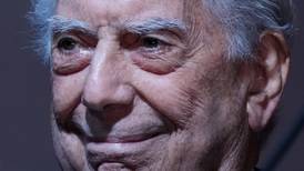 Mario Vargas Llosa salió del hospital tras recuperarse de Covid-19