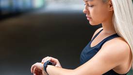 ¿Buscas un smartwatch Inteligente, versátil y confiable? Esto te interesa