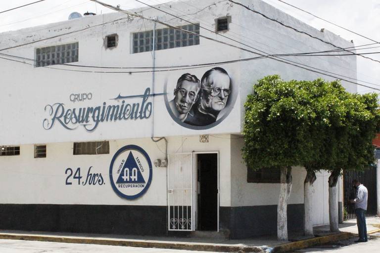 Los anexos se han convertido en centros de drogadicción y refugio de delincuentes, señaló el gobernador de Puebla, Miguel Barbosa