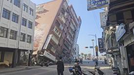 Al menos 7 muertos en el peor sismo que sufre Taiwán en casi 25 años
