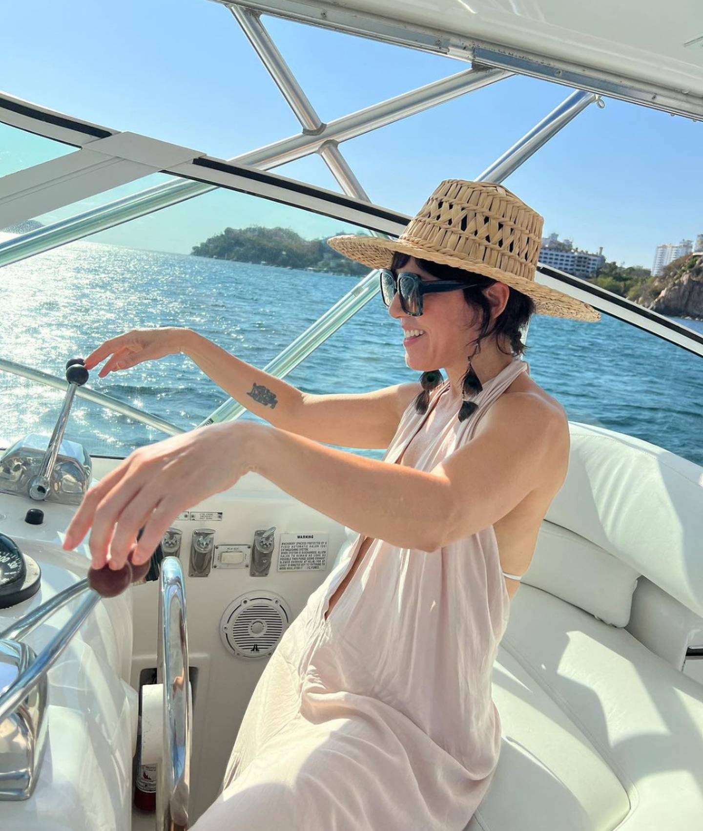 La actriz disfruta junto a su novio unos días de descanso en Acapulco.