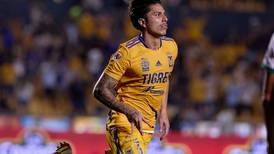Tigres le pone millonario precio a Carlos Salcedo