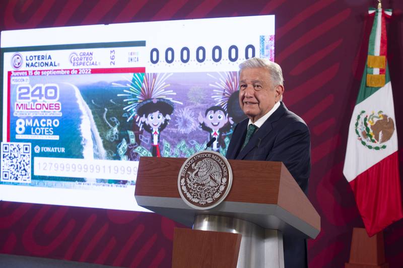 El presidente López Obrador hizo un llamado a participar en el Gran Sorteo Especial 263 de la Lotería Nacional