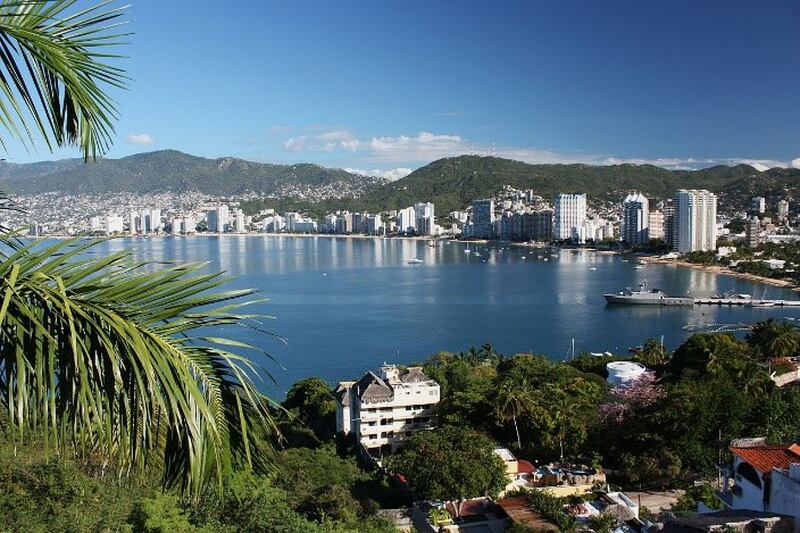 Acapulco y sus clásicas playas te harán sentir como en casa.