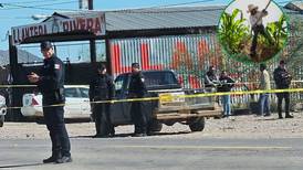Emboscada a camioneta en Caborca causa la muerta de trabajadores agrícolas  