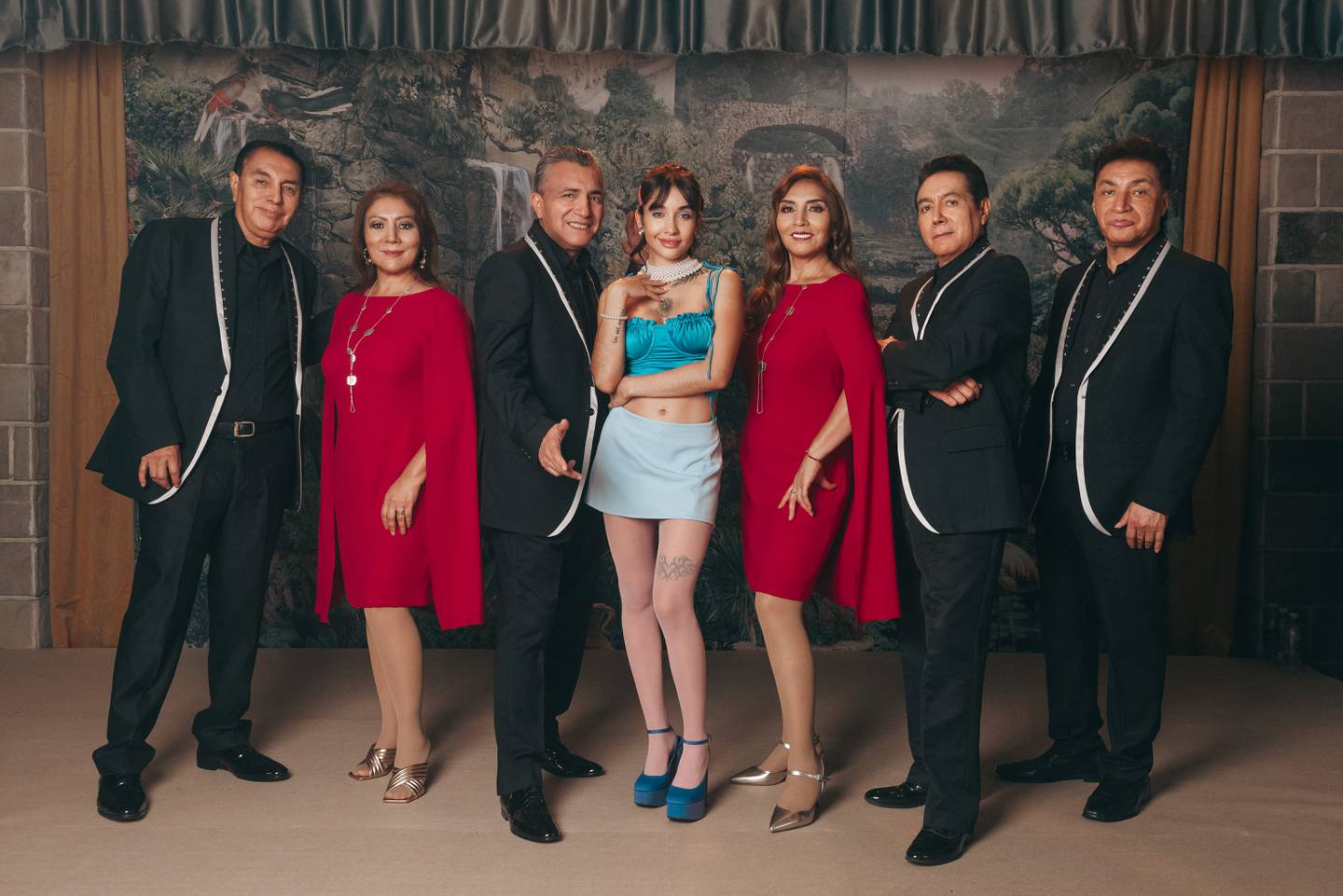 Los Ángeles Azules y María Becerra se unen al ritmo de “El amor de mi vida”