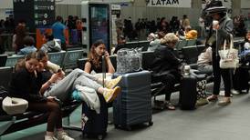 Tarifas del AICM se irán ‘a las nubes’ por alza de 77% en servicios aeroportuarios