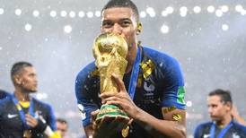 Francia ocultó lesión de Mbappé durante el Mundial