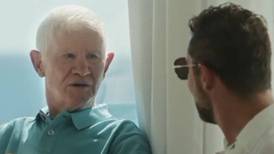 Se hace viral un emotivo video de David Bisbal junto a su padre con Alzheimer