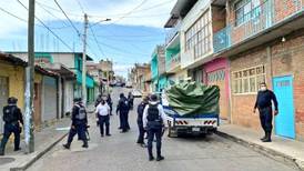 Nueve cadáveres son localizados dentro de camioneta en Michoacán