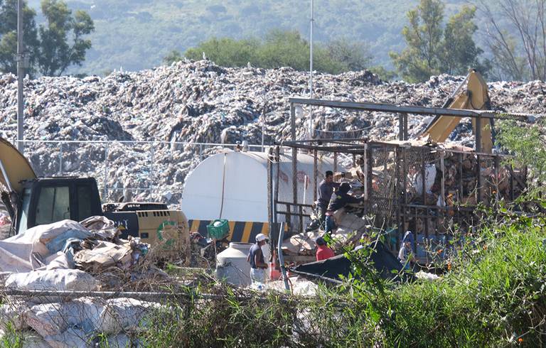 El basurero de Ixtlahuacán afirman no cumple con las normas ambientales y por eso los habitantes se niegan a recibir la basura de otros ayuntamientos.