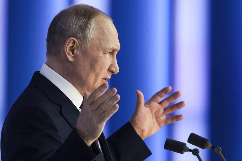 Rusia anunció suspensión de pacto de armas nucleares con Estados Unidos