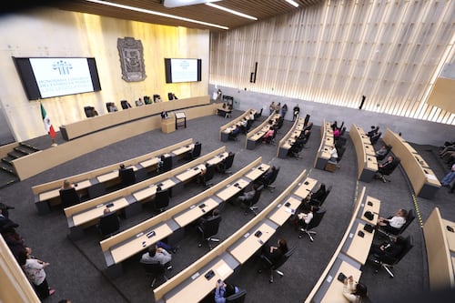 Diputados de Puebla detienen propuesta de regreso del fuero tras postura de Sheinbaum