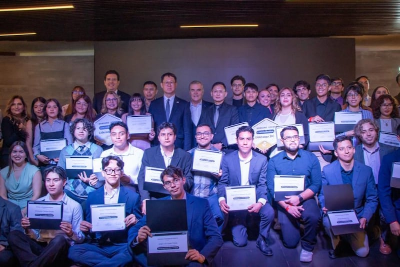 CENEVAL y un gigante de la tecnología unen fuerzas para certificar las habilidades tecnológicas del talento joven