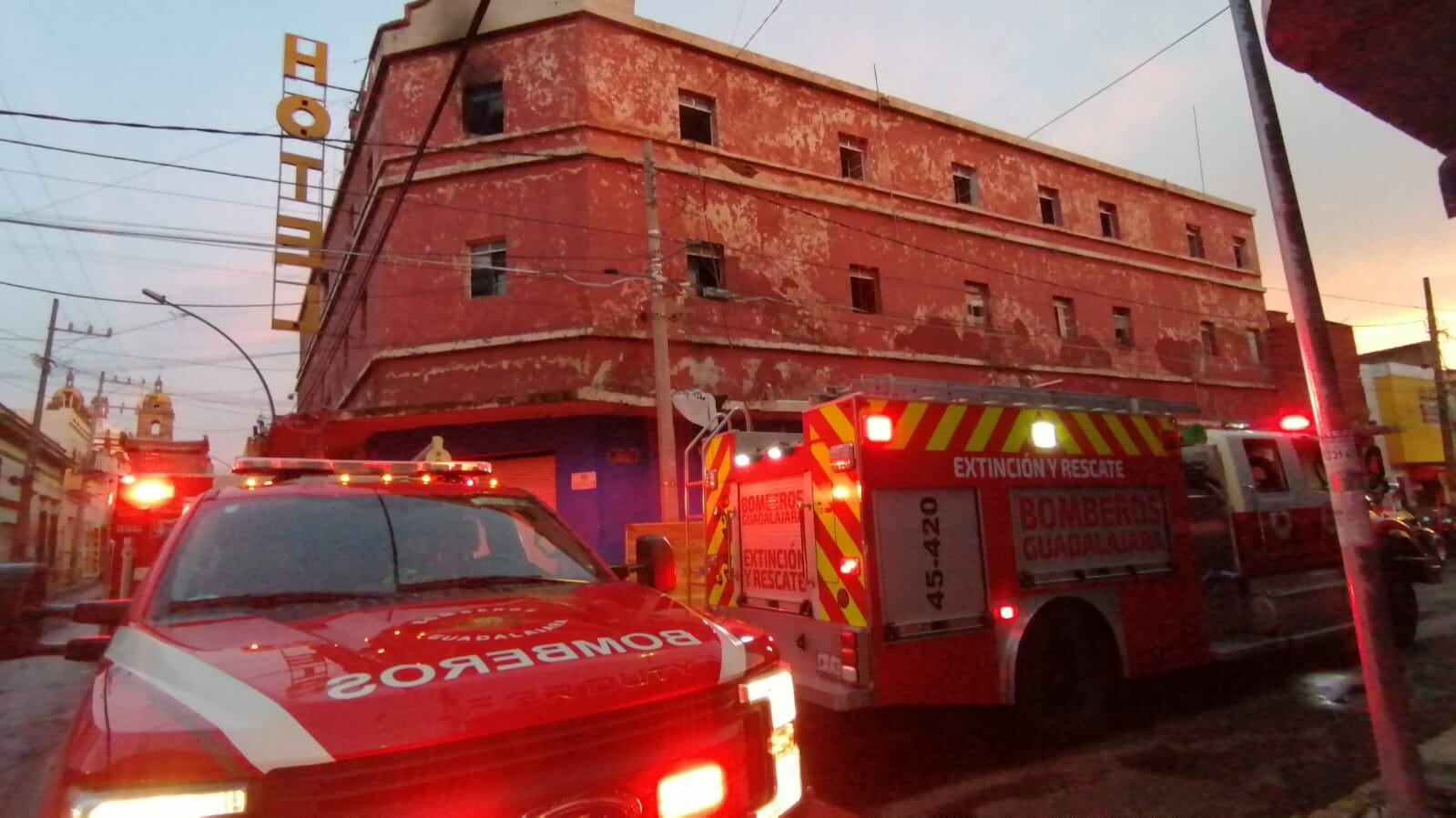 El lesionado fue trasladado a la Cruz Roja ubicada en el Parque Morelos.