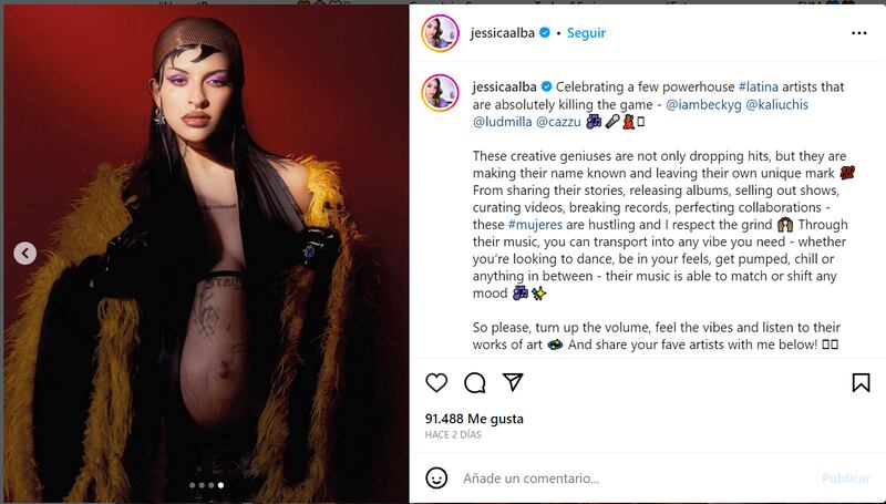 Cazzu comete error tipográifco en un comentario para Jessica de Alba