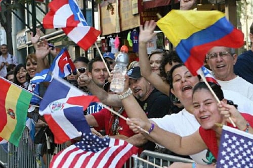 Cuatro de cada 10 hispanos se burlan de otros latinos que no hablan español en EE. UU.