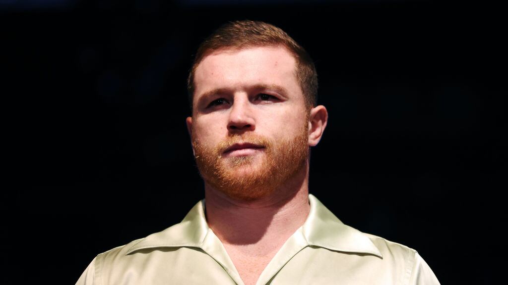 Saúl Álvarez quiere pelear en el Estadio Azreca antes de retirarse del boxeo profesional.