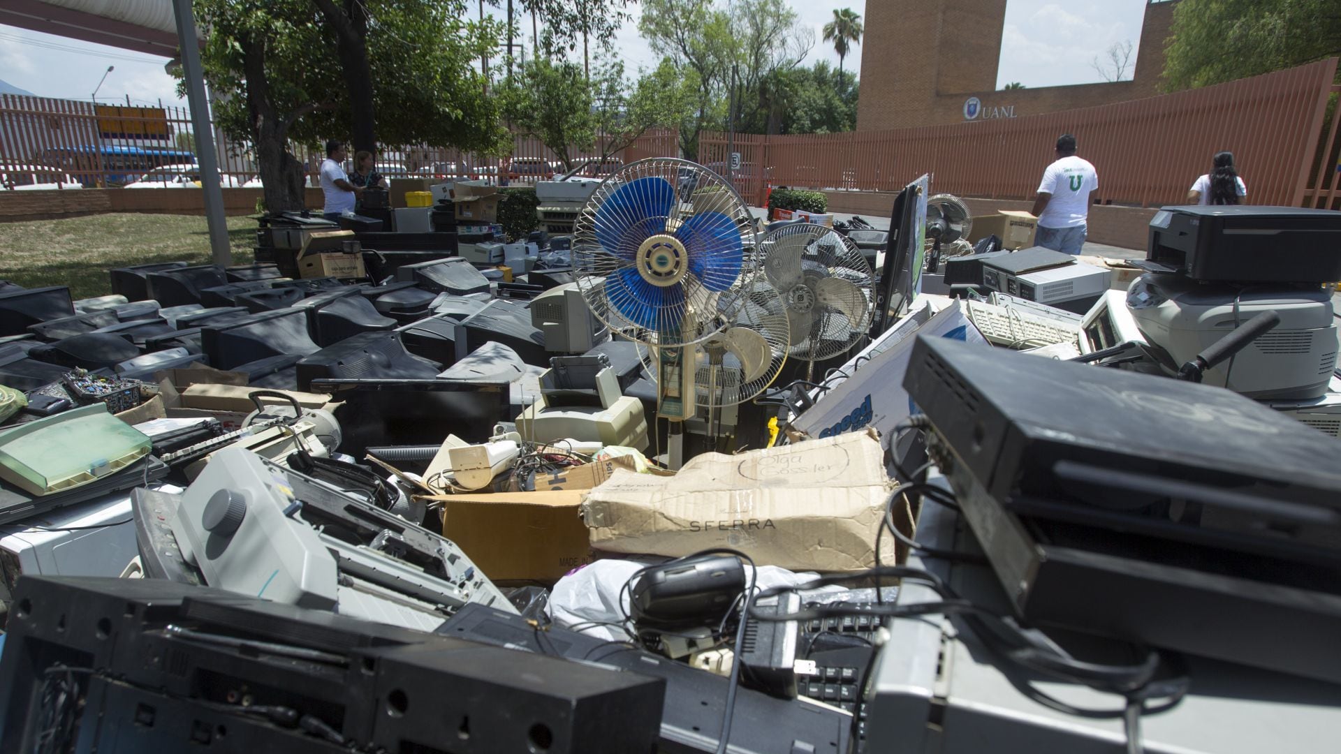 ¿Cuándo y dónde sería el primer Reciclatrón de la Sedema?