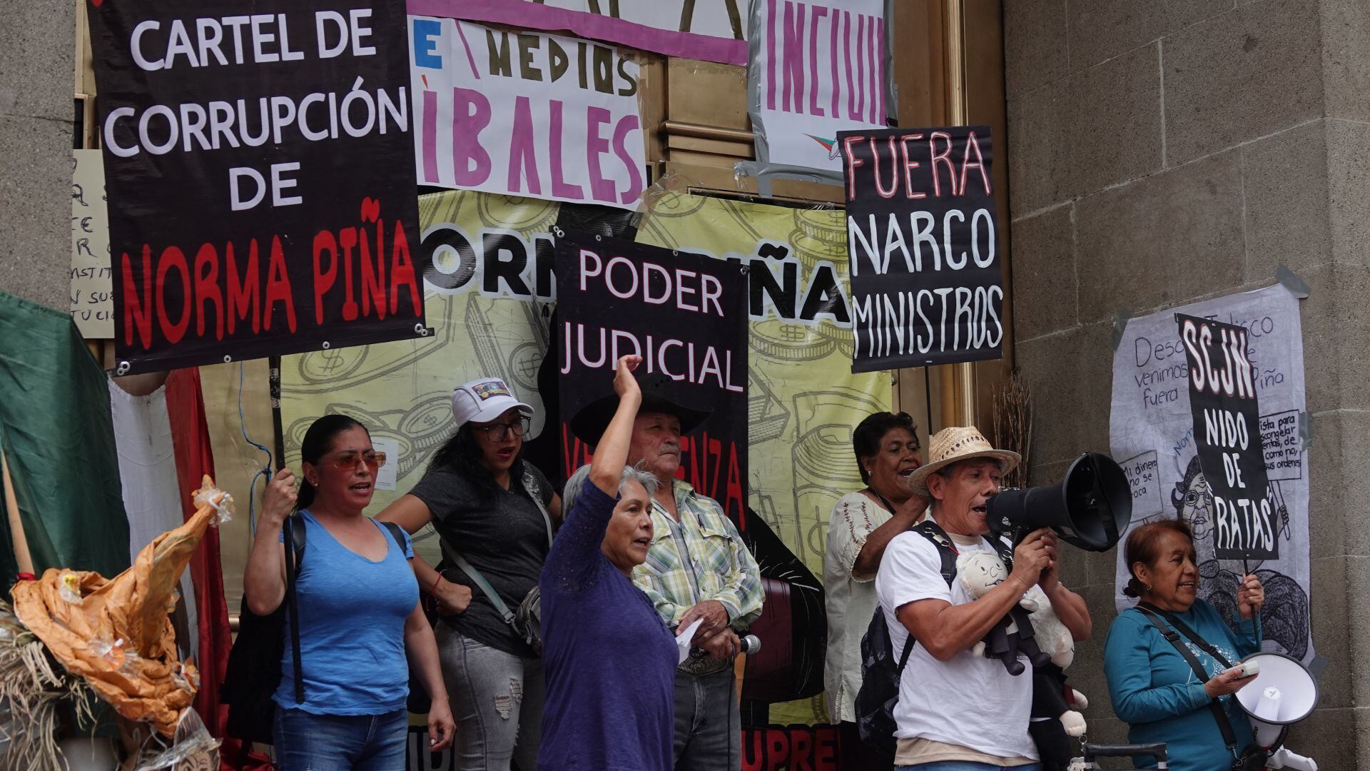 ¿Hostigar hasta destruir al Poder Judicial?