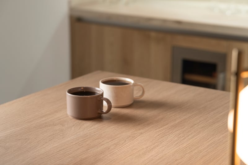 Cosentino reinterpreta la esencia de la madera bajo la tecnología y las altas prestaciones propias de Dekton para su aplicación en encimeras, revestimientos, y especialmente en suelos