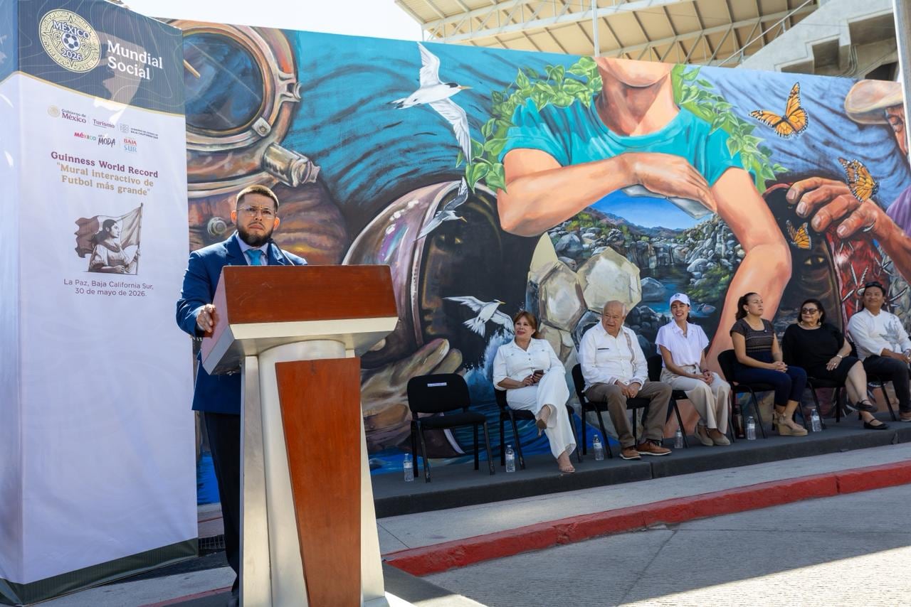 Baja California Sur obtiene el Guinness World Record por el mural interactivo de futbol más grande del mundo