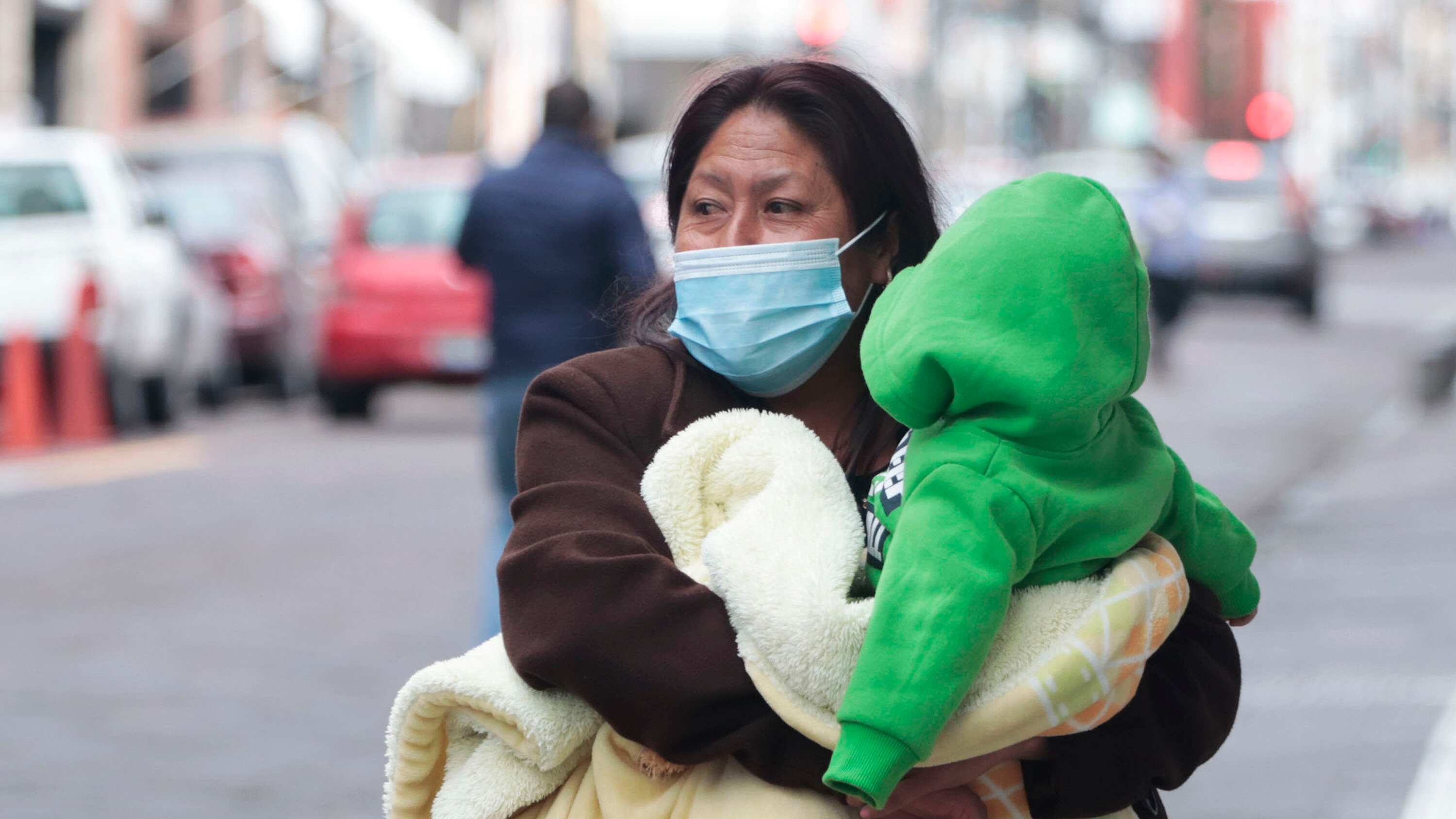 Menores de un año también son hospitalizados por Covid