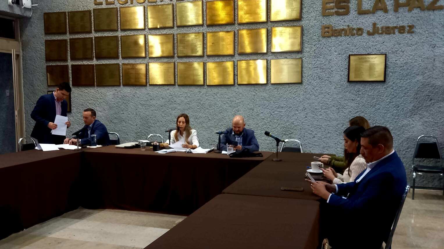 La Comisión Anticorrupción volvió a sesionar por órdenes de la Suprema Corte.