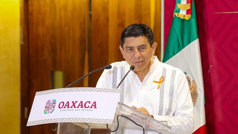 Salomón Jara reduce deuda pública de Oaxaca, termina con tendencia de antecesores