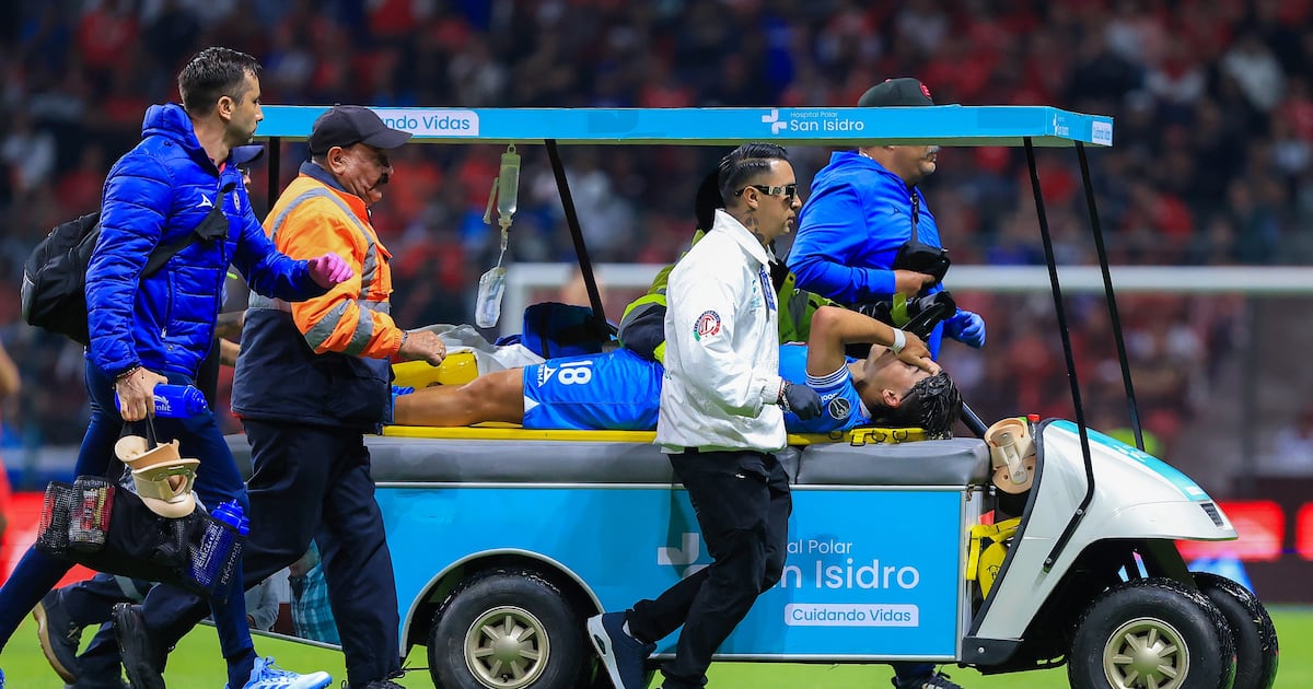 Luka Romero: La Lesión que Preocupó a Cruz Azul y la Posible Fecha de Regreso a las Canchas