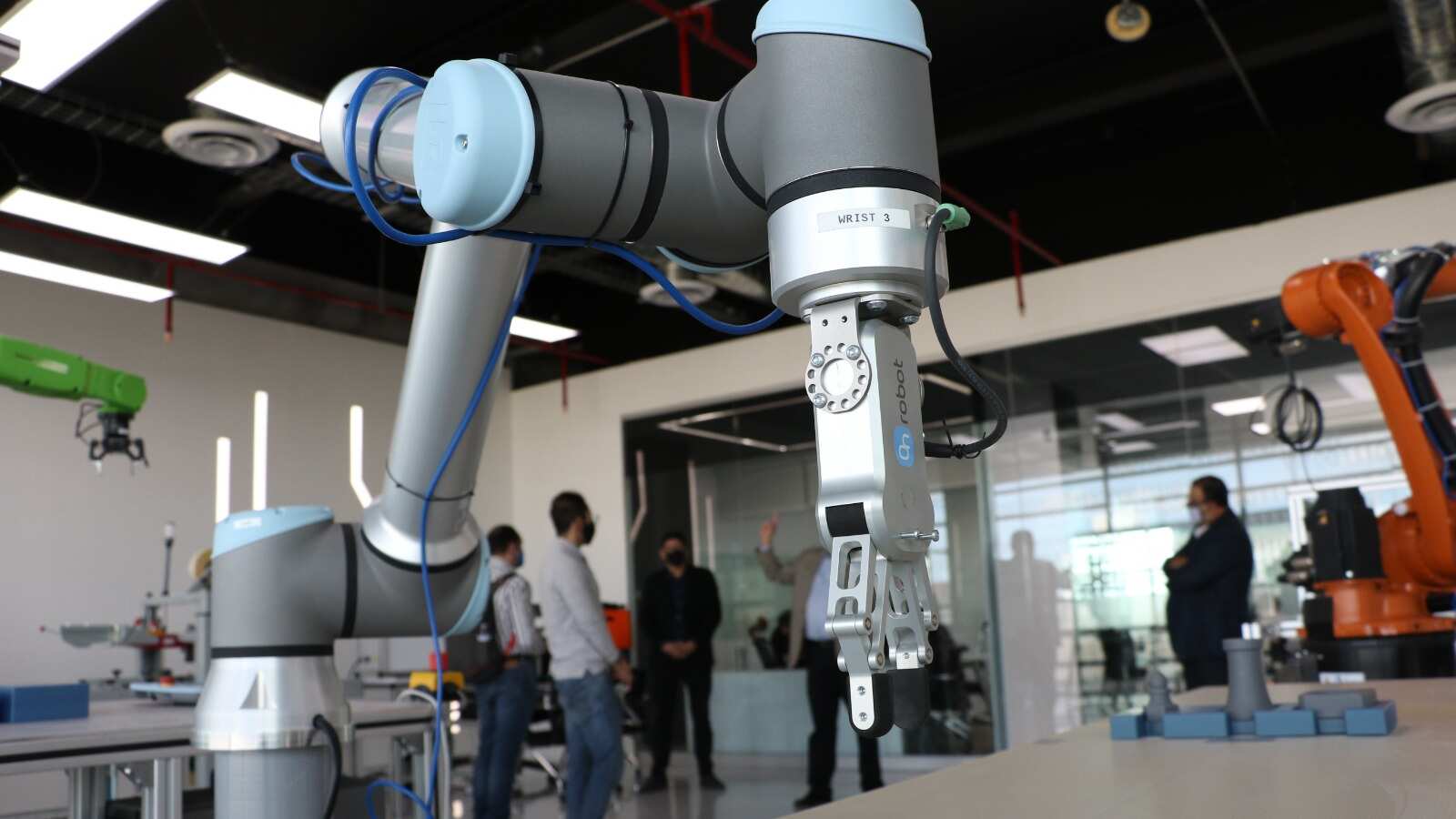 15 de cada 100 puestos de trabajo, que hoy tienen las empresas, están en riesgo y un promedio de 6% serán totalmente desplazados.