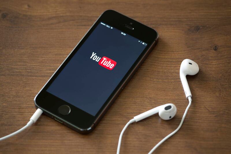 YouTube dejará de pagar por videos antiguos y con contenido inapropiado