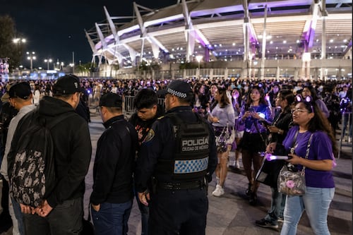Caen presuntos revendedores en concierto de BTS: SSC detiene a 14