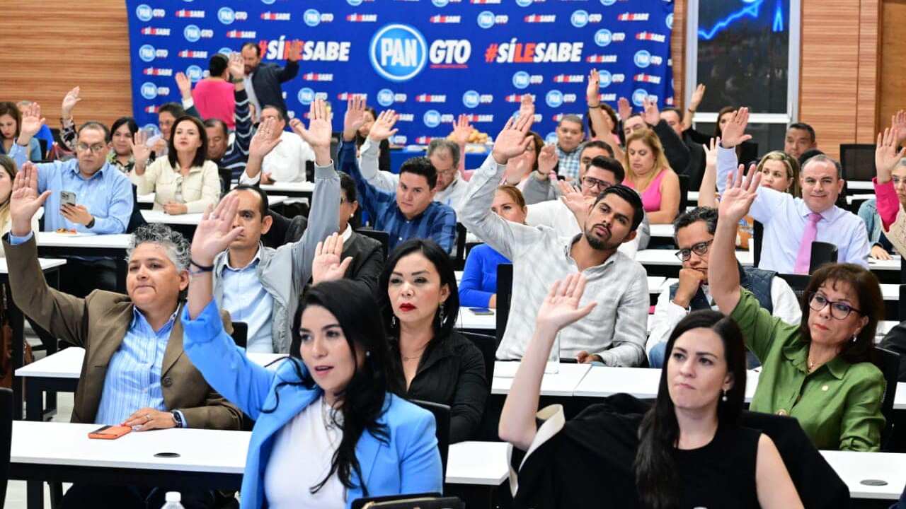 Lanza convocatoria para la presidencia estatal.