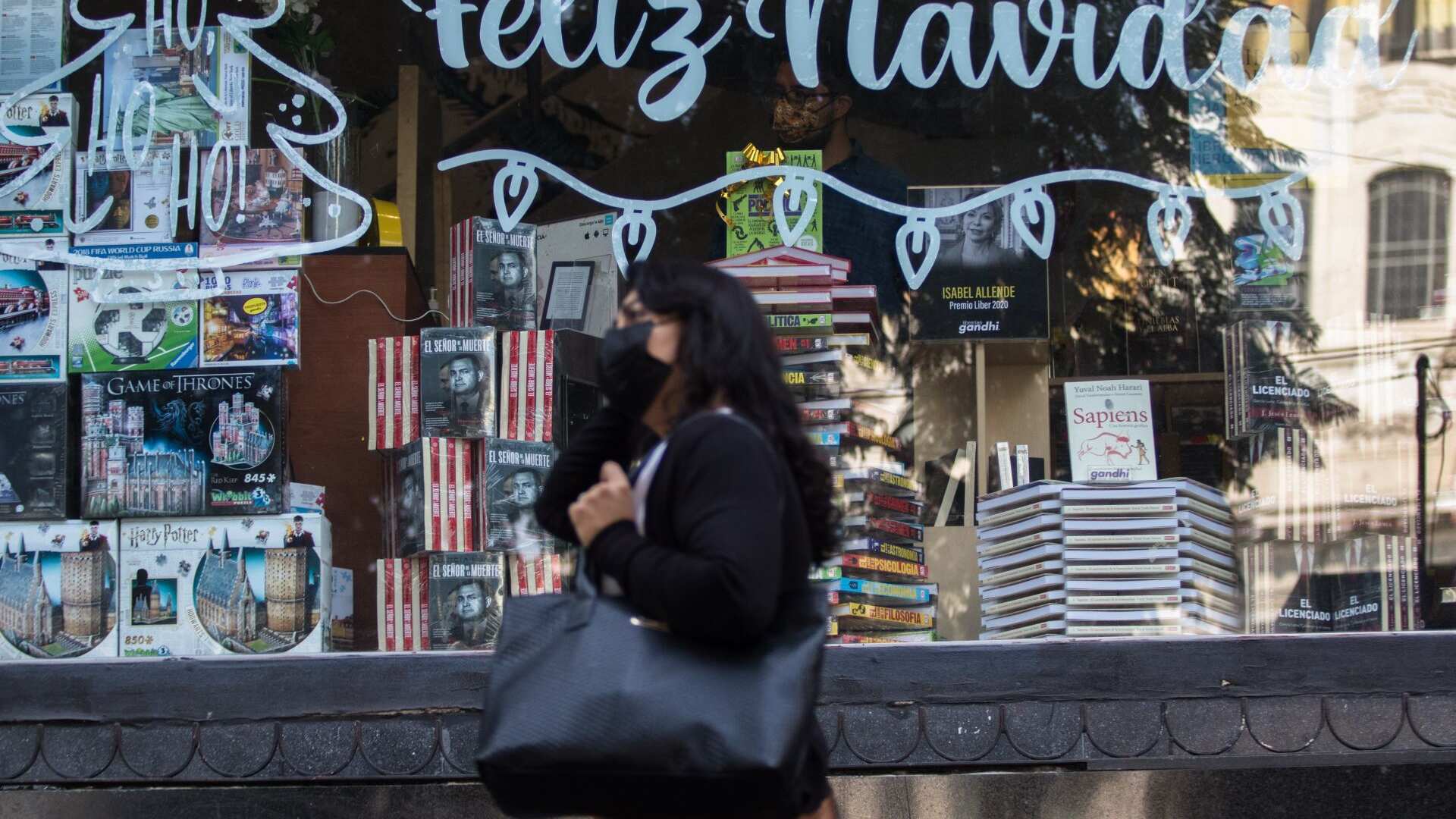 Sin excusas, personas que trabajan en Navidad tendrán pago extra