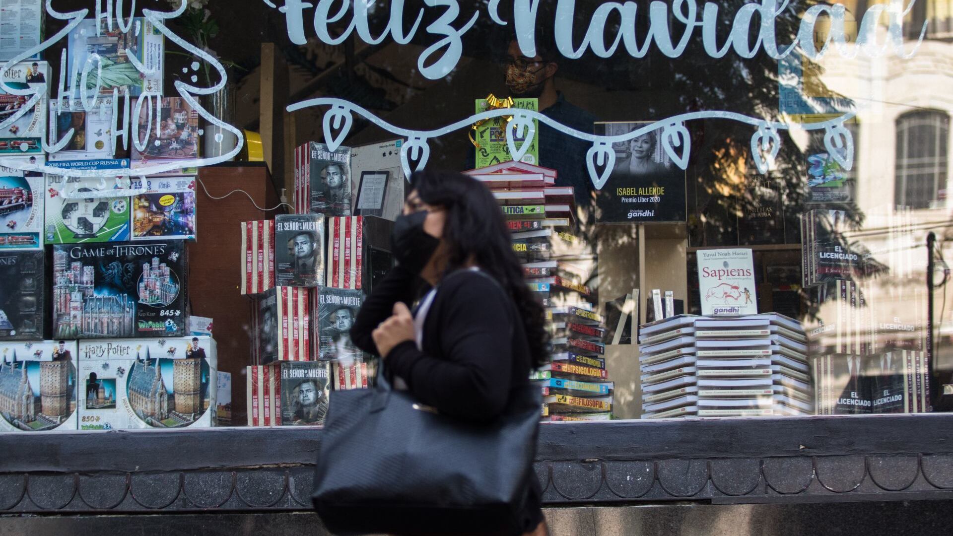 Sin excusas, personas que trabajan en Navidad tendrán pago extra