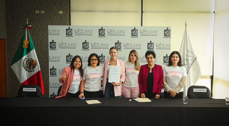 Sandra Pámanes, Marisol González, Paola Linares y Guadalupe Rodríguez