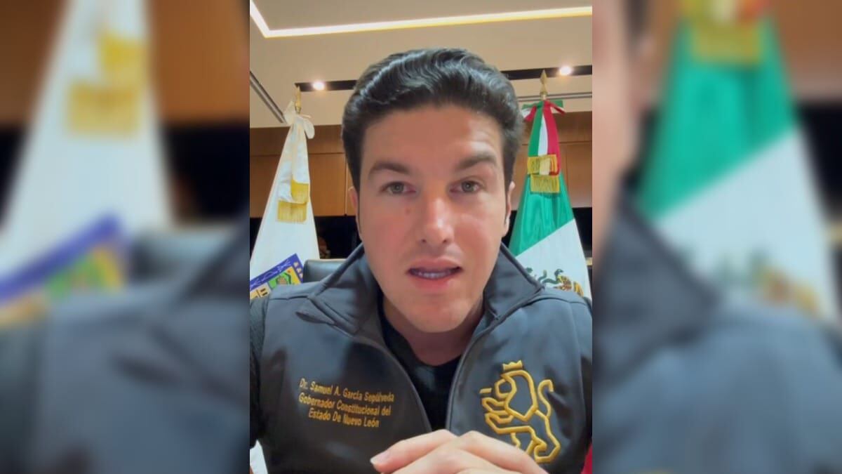 El gobernador dijo que todos deben quedarse en sus casas.