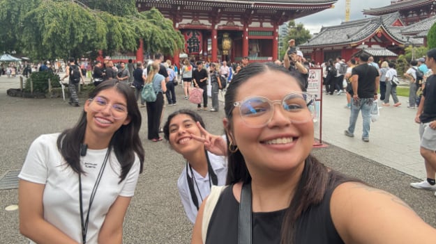 Los beneficios: una estancia internacional de 14 días, del 25 de mayo al 7 de junio, con cobertura total: vuelos, hospedaje, alimentación, transporte y seguro