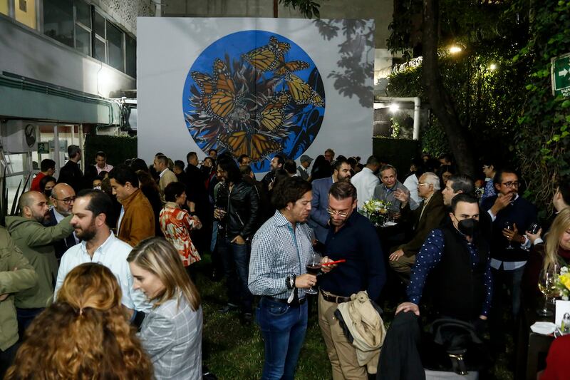 "Ventanas Nouménicas", exposición de 33 piezas escultóricas de Paola Pineda en la LMI Gallery