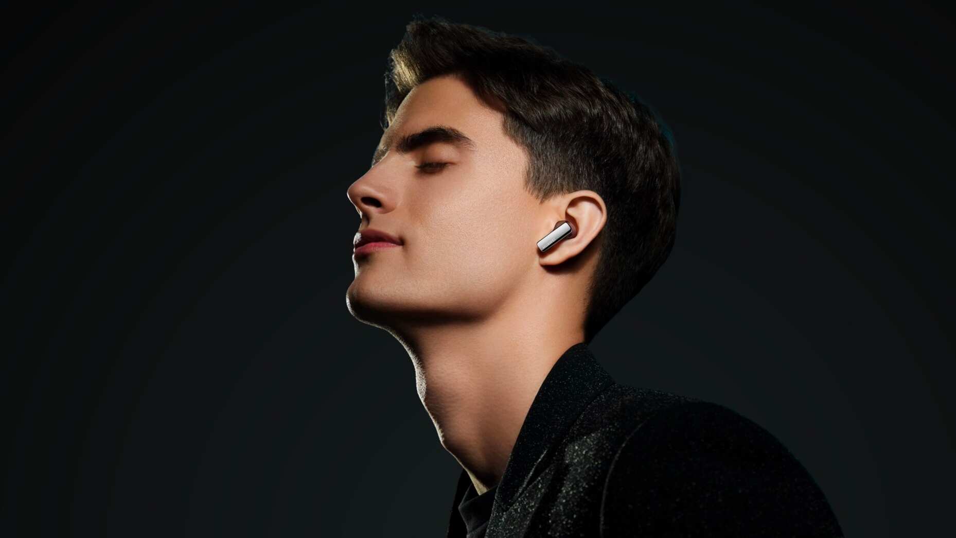 Freebuds Pro 2, una de las últimas propuestas de Huawei, unos auriculares que equilibran diseño, tecnología y excelente calidad de audio. Se adaptan a tu estructura auditiva y puedes personalizarlos para tener una mejor experiencia sonora.