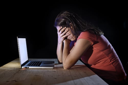 Malas condiciones de trabajo estresan y deprimen a 50% de mujeres