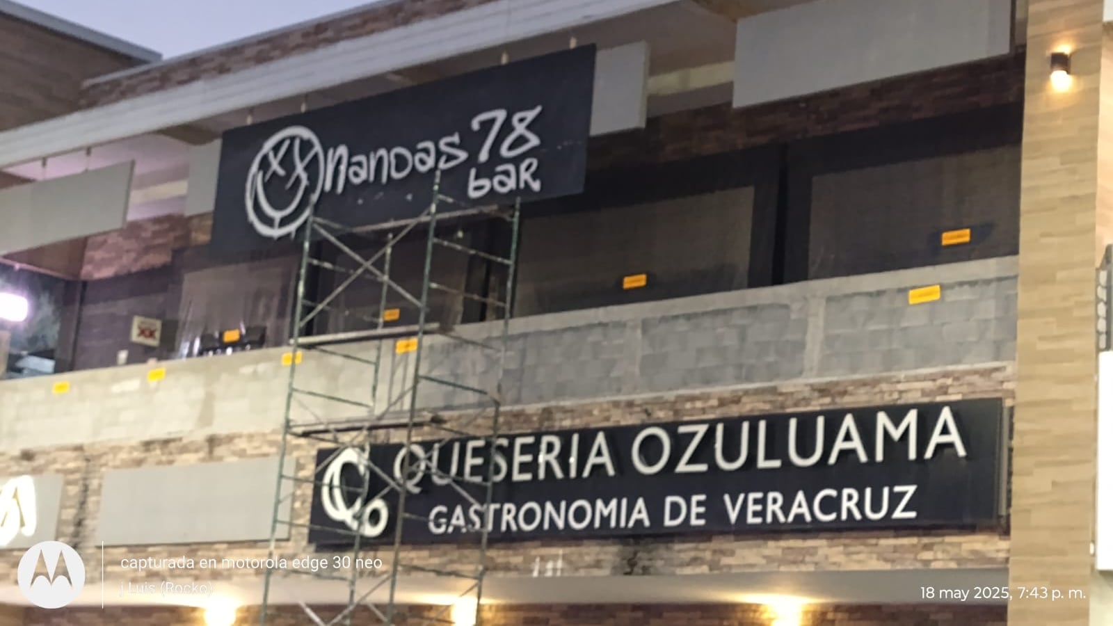 El negocio está ubicado dentro de Plaza Citadina en Escobedo.