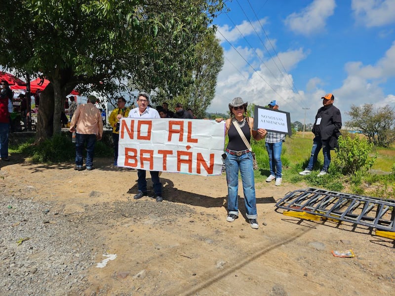 Protesta contra el Sistema Batán.