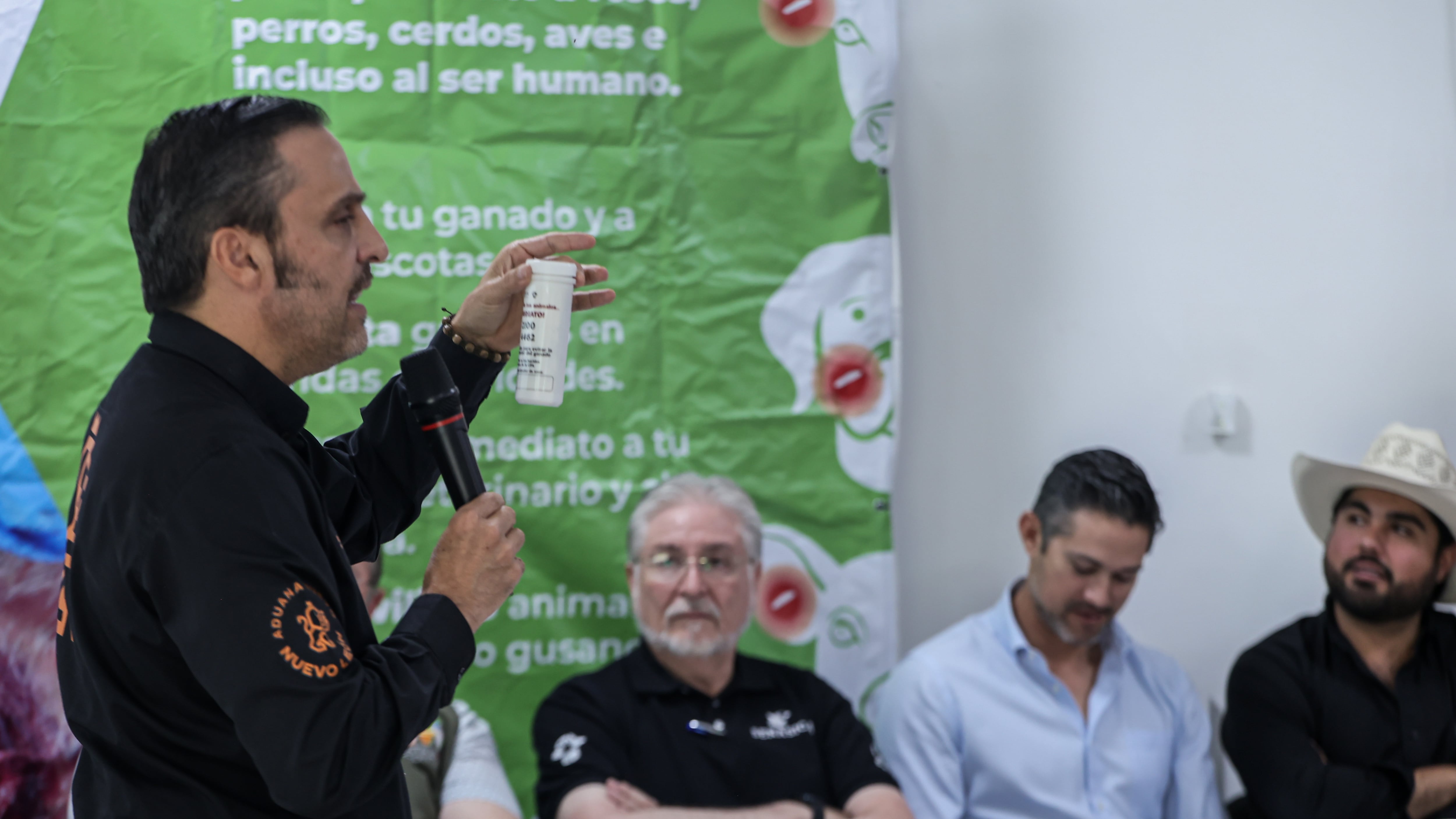Los acuerdos se lograron durante una gira de trabajo encabezada por Marco González, secretario de Desarrollo Regional y Agropecuario del Estado.
